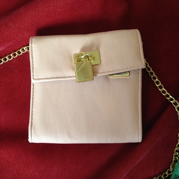 🍂☃️2 for $15!☃️🍂Steve Madden Shoulder Bag - Picture 2 of 6